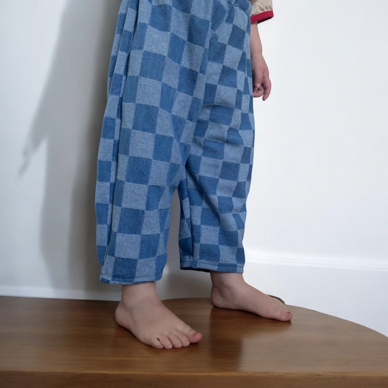 checker ballon pants