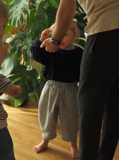 Kinderhose „Mond & Ballon“ aus Seersucker