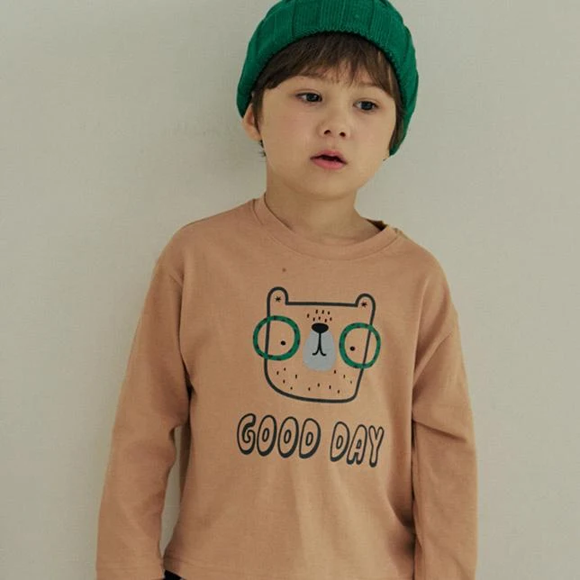 Preorder Dot Glasses Bear Tee