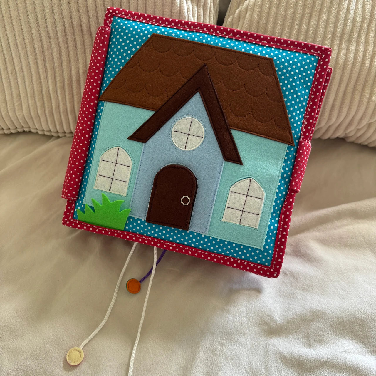 hey du! 6 seiten quiet book